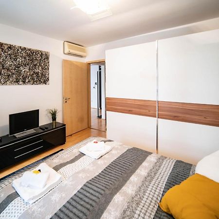 Free Parking! Soho Budapest 101, 4 Ppl, Ac, Superfast Wifi, Tv מראה חיצוני תמונה