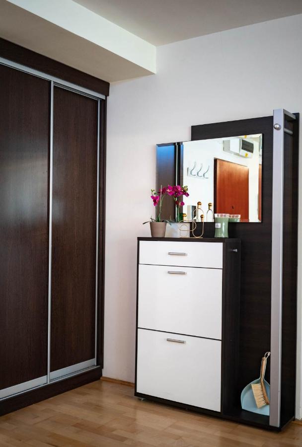 Free Parking! Soho Budapest 101, 4 Ppl, Ac, Superfast Wifi, Tv מראה חיצוני תמונה