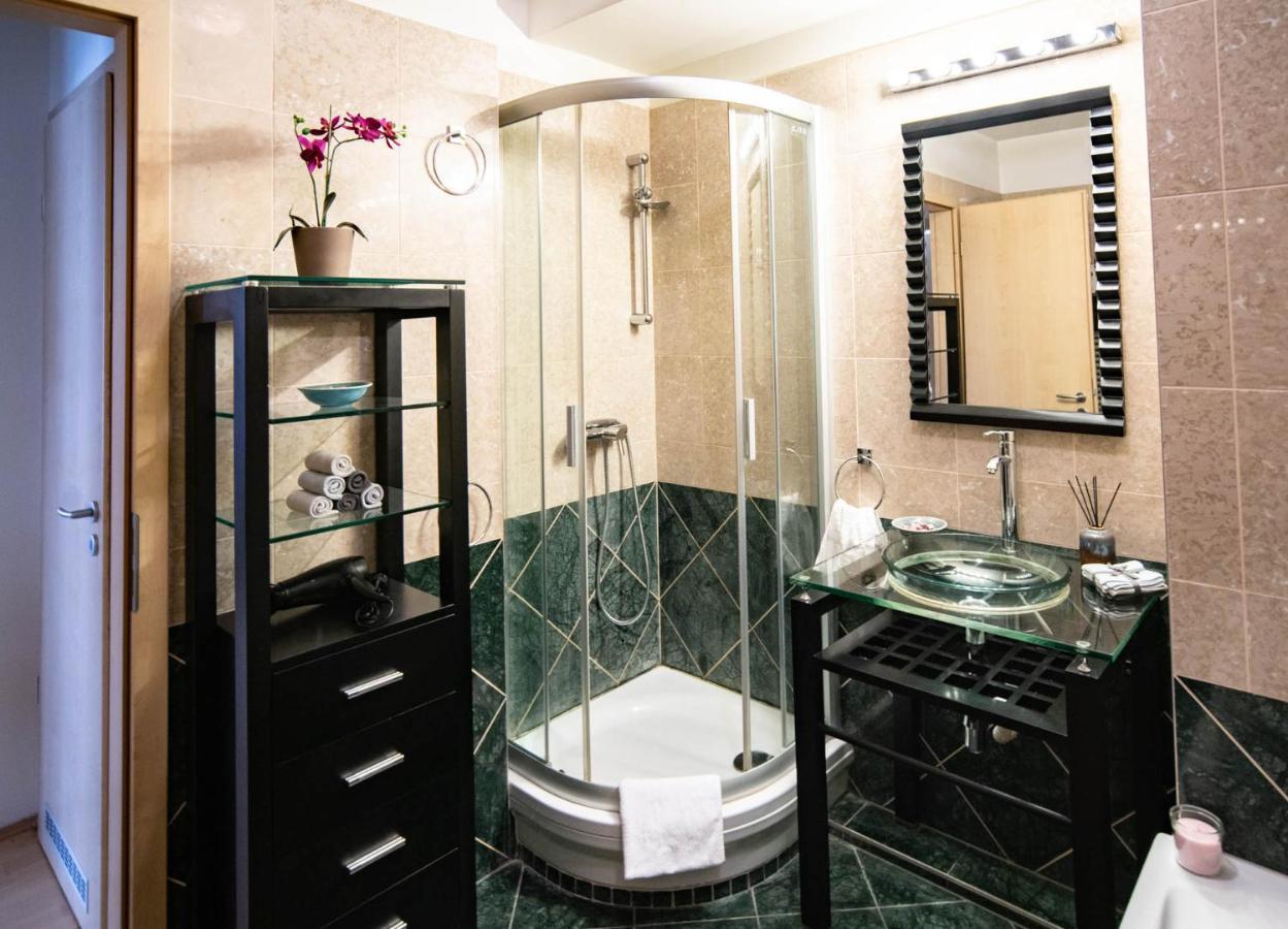 Free Parking! Soho Budapest 101, 4 Ppl, Ac, Superfast Wifi, Tv מראה חיצוני תמונה