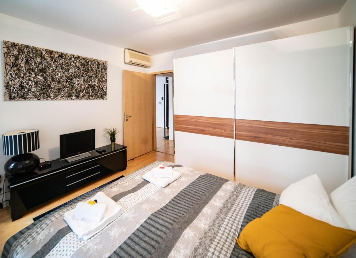 Free Parking! Soho Budapest 101, 4 Ppl, Ac, Superfast Wifi, Tv מראה חיצוני תמונה